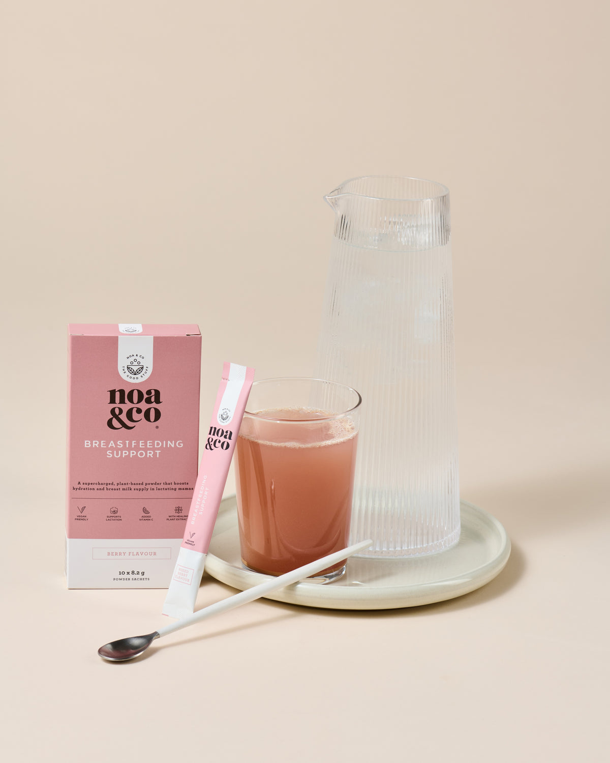 Noa & Co Breastfeeding Support 30 sachets box, with sachet and drink